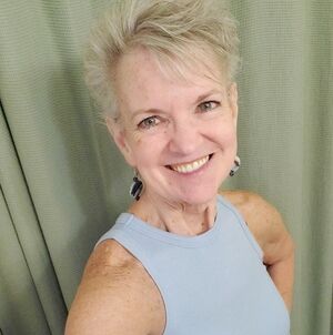 Meet your Posher, Carol